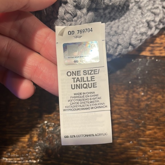 North Face beanie. Gray - Picture 2 of 2